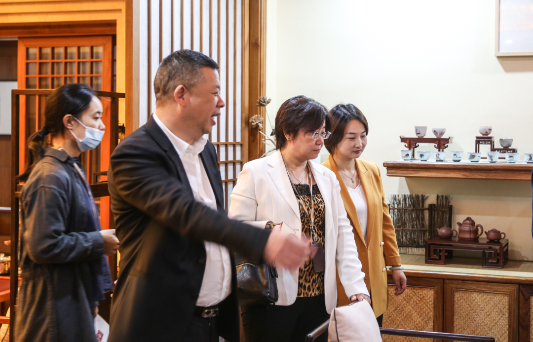 热烈欢迎中国评茶师 · 茶艺师同学联谊会的老师们到访汉唐台州总部插图16